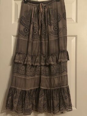 NWT - Magnolia Pearl Eyelet Pissarro Skirt #244 in Ozzy